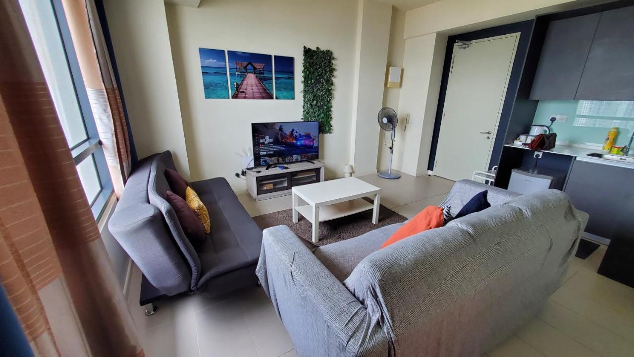 Urban Solitude At Tamarind Suite Сиберджая Екстериор снимка