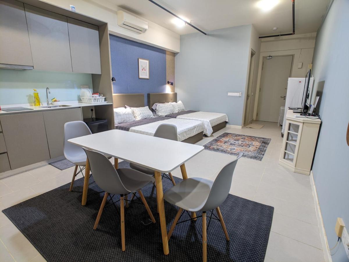 Urban Solitude At Tamarind Suite Сиберджая Екстериор снимка