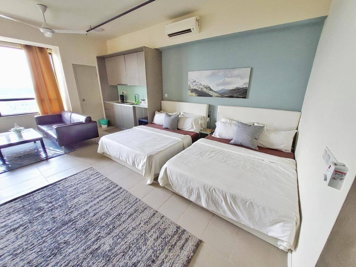 Urban Solitude At Tamarind Suite Сиберджая Екстериор снимка